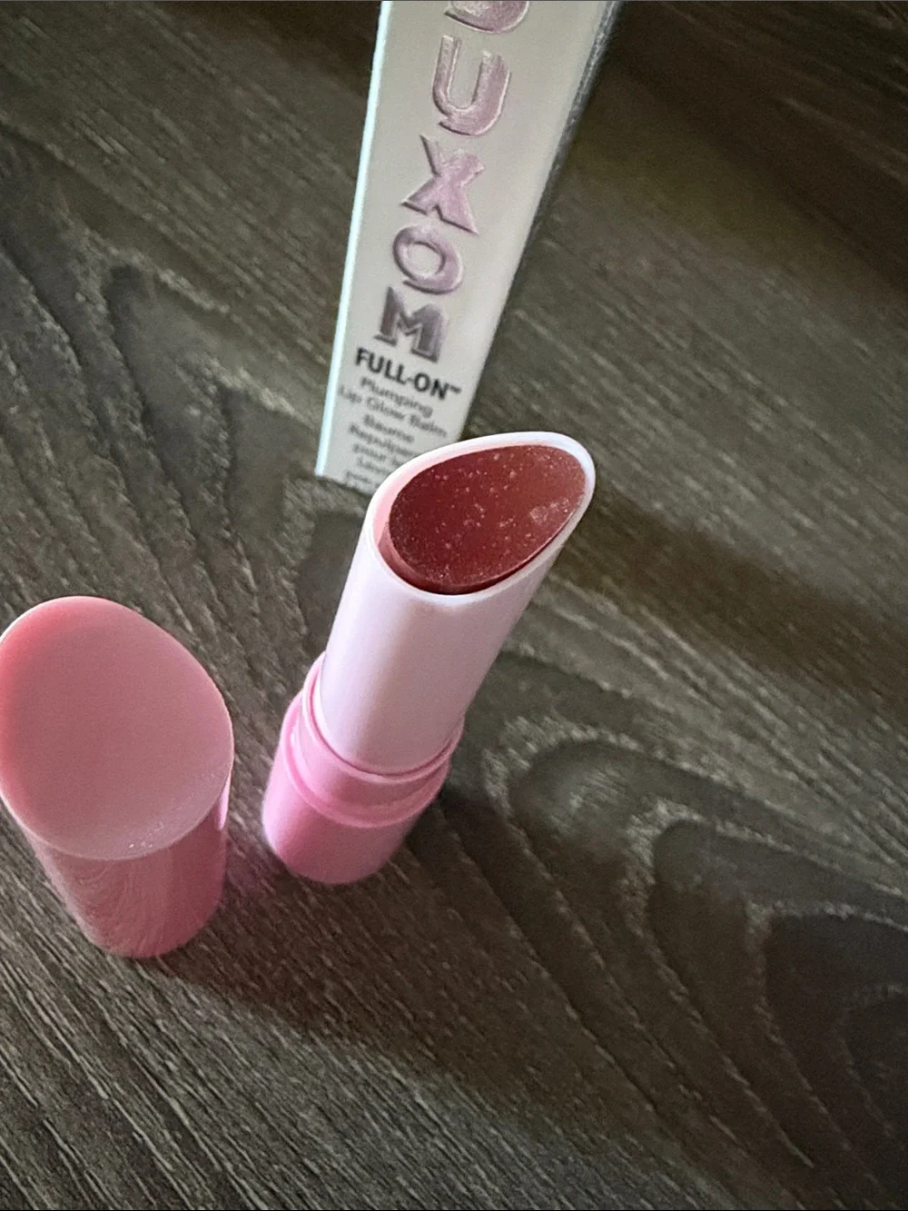 ❤️$18 NWT Buxom Full-On Plumping Lip Glow Balm 2g Shade Cinnamon Kiss